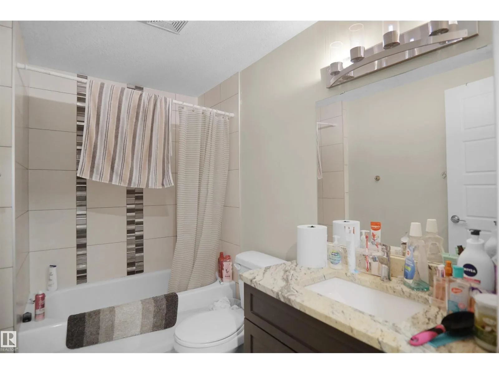 17007 62 ST NW