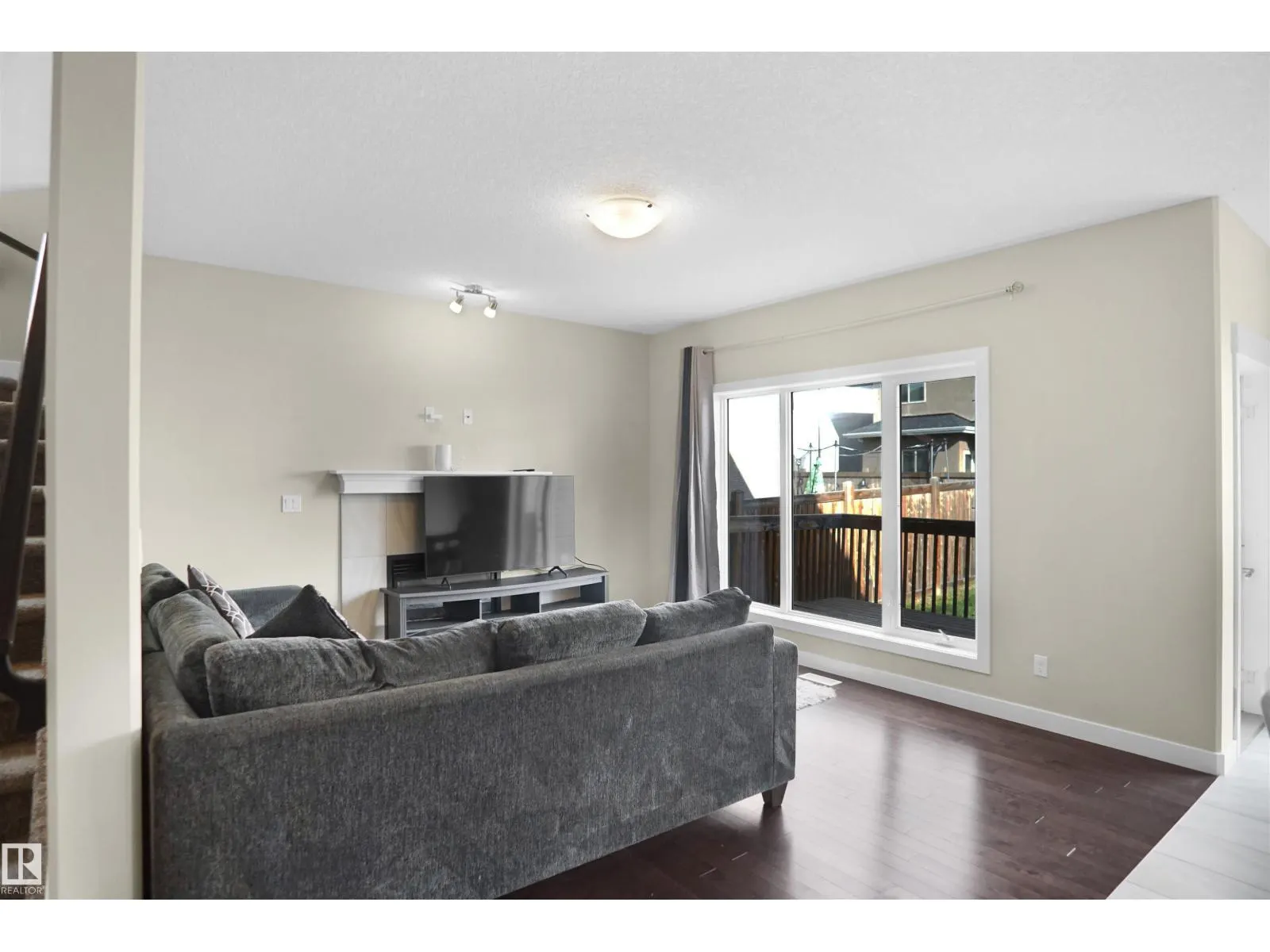 17007 62 ST NW