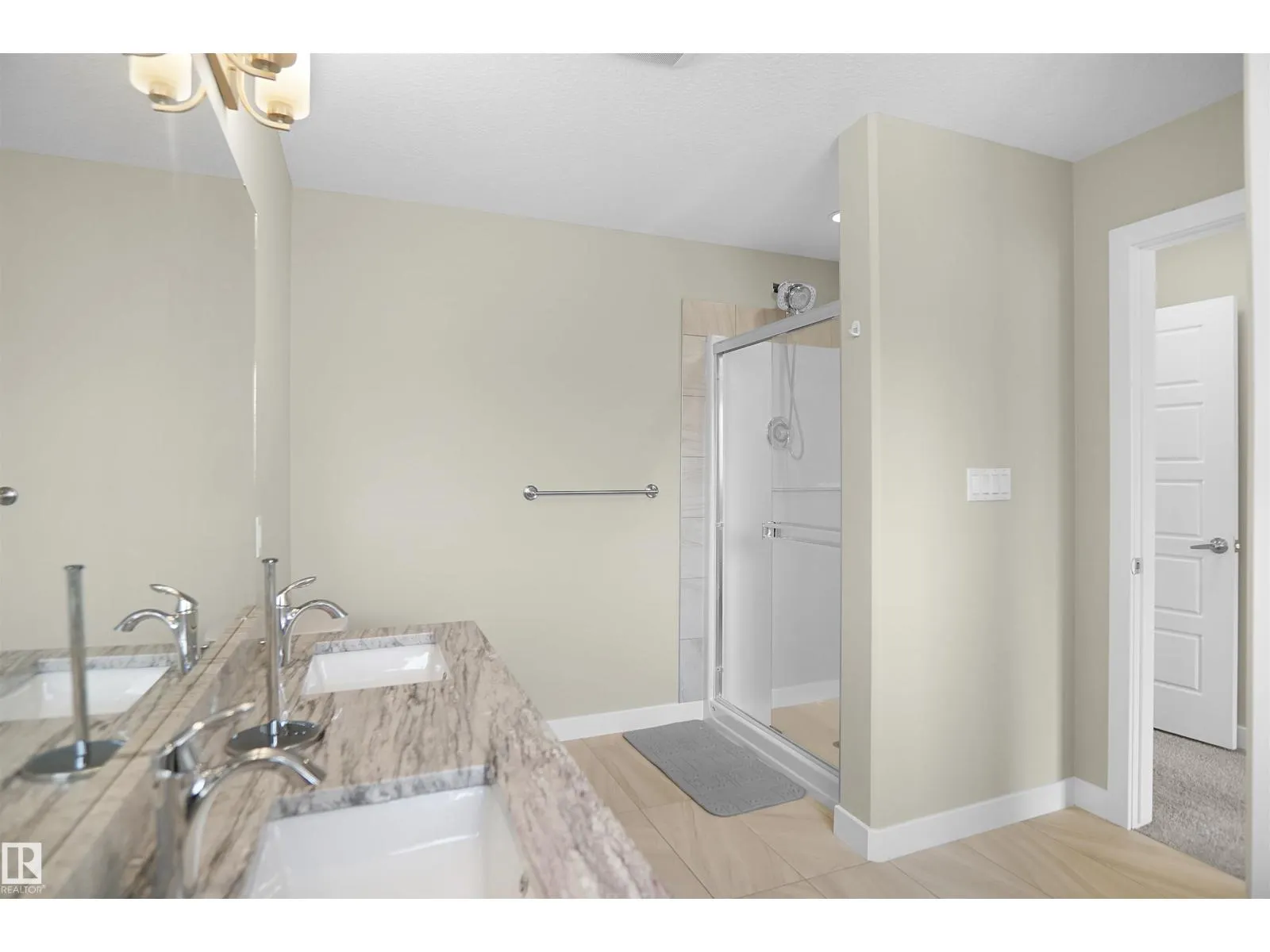 17007 62 ST NW