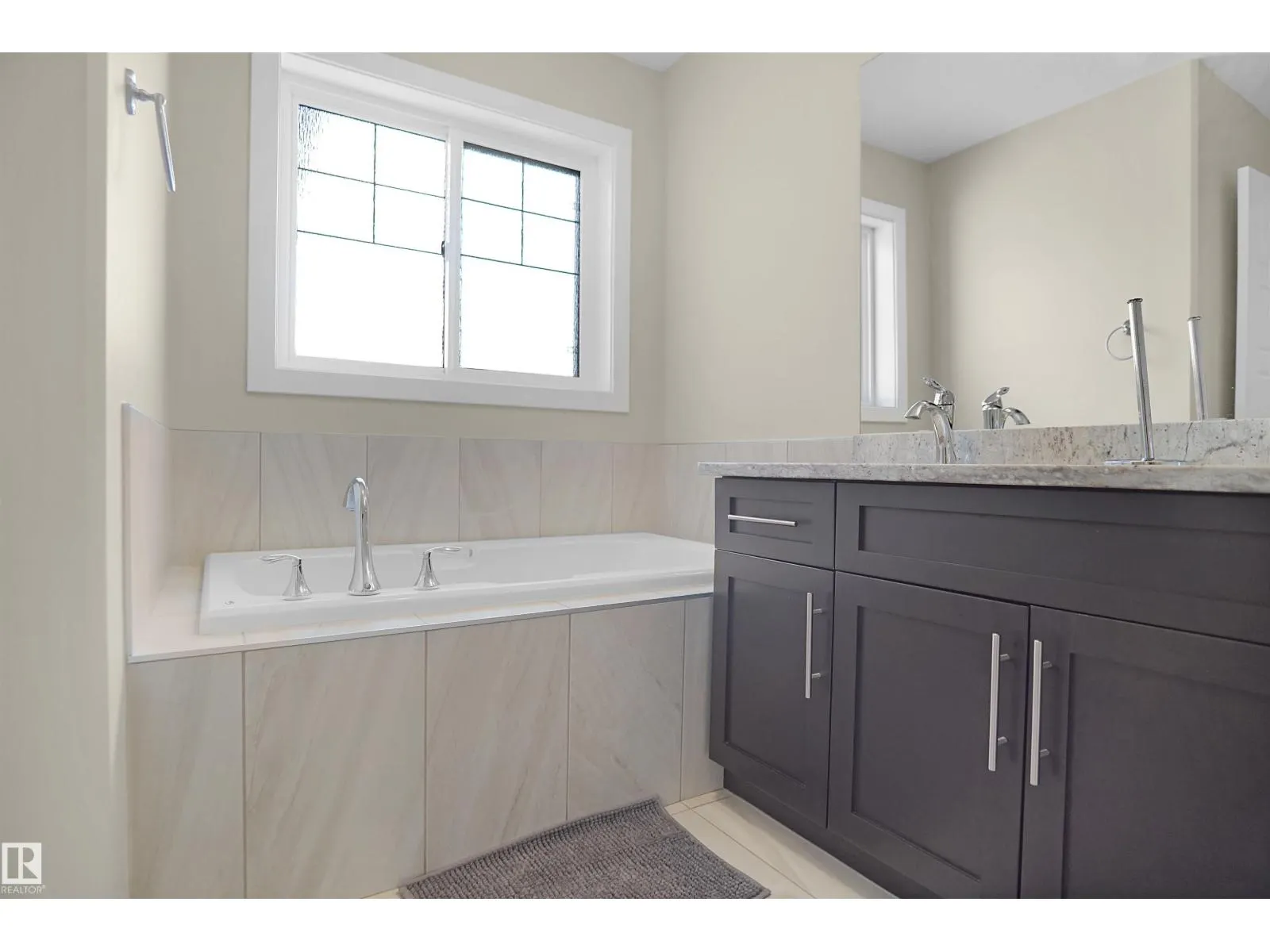17007 62 ST NW