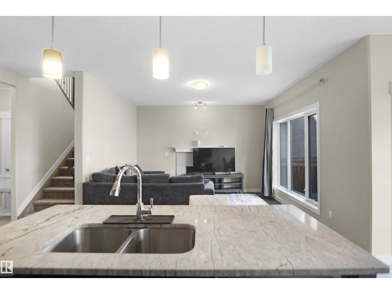 17007 62 ST NW