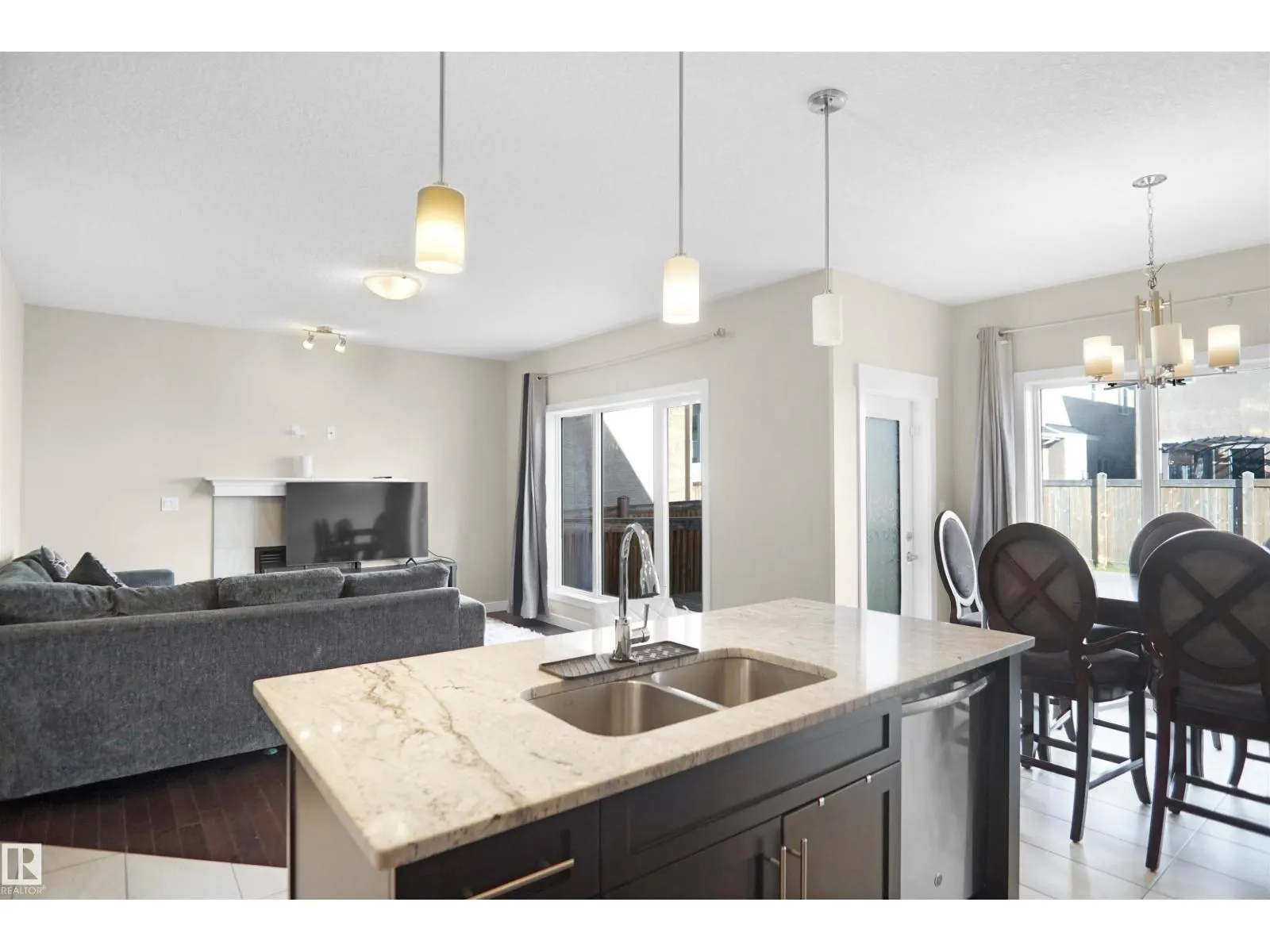 17007 62 ST NW
