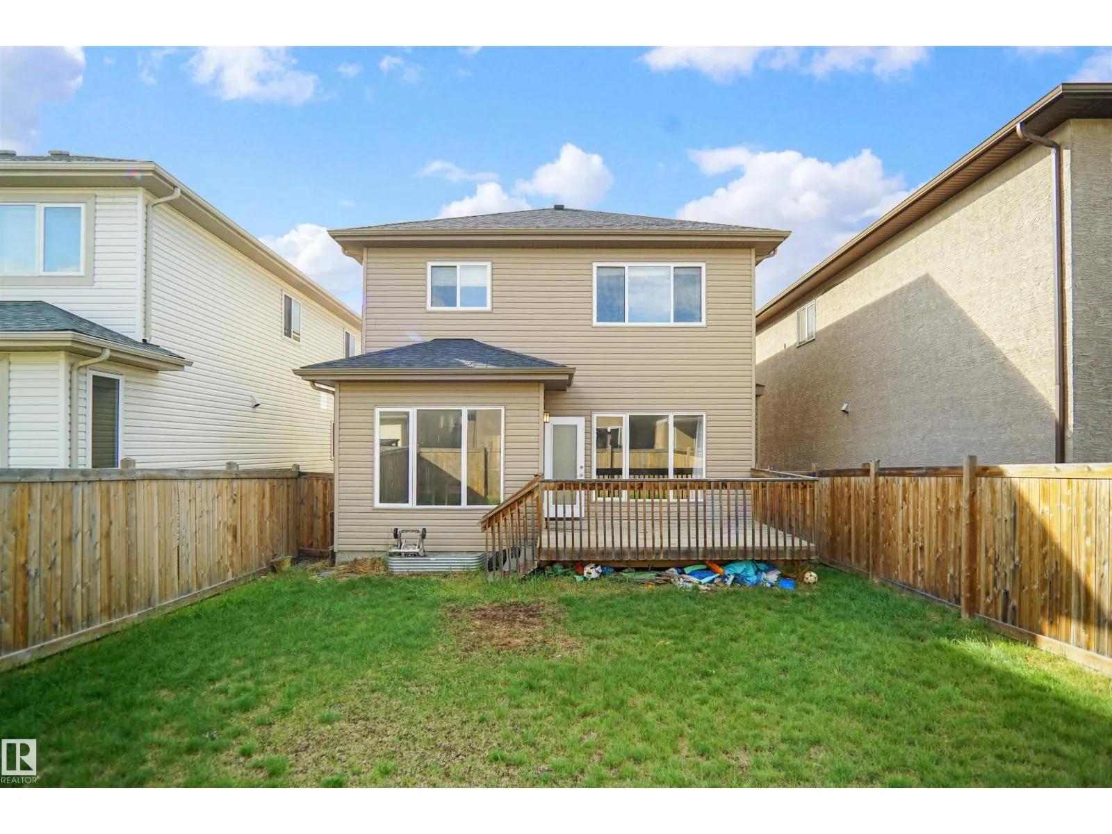 17007 62 ST NW
