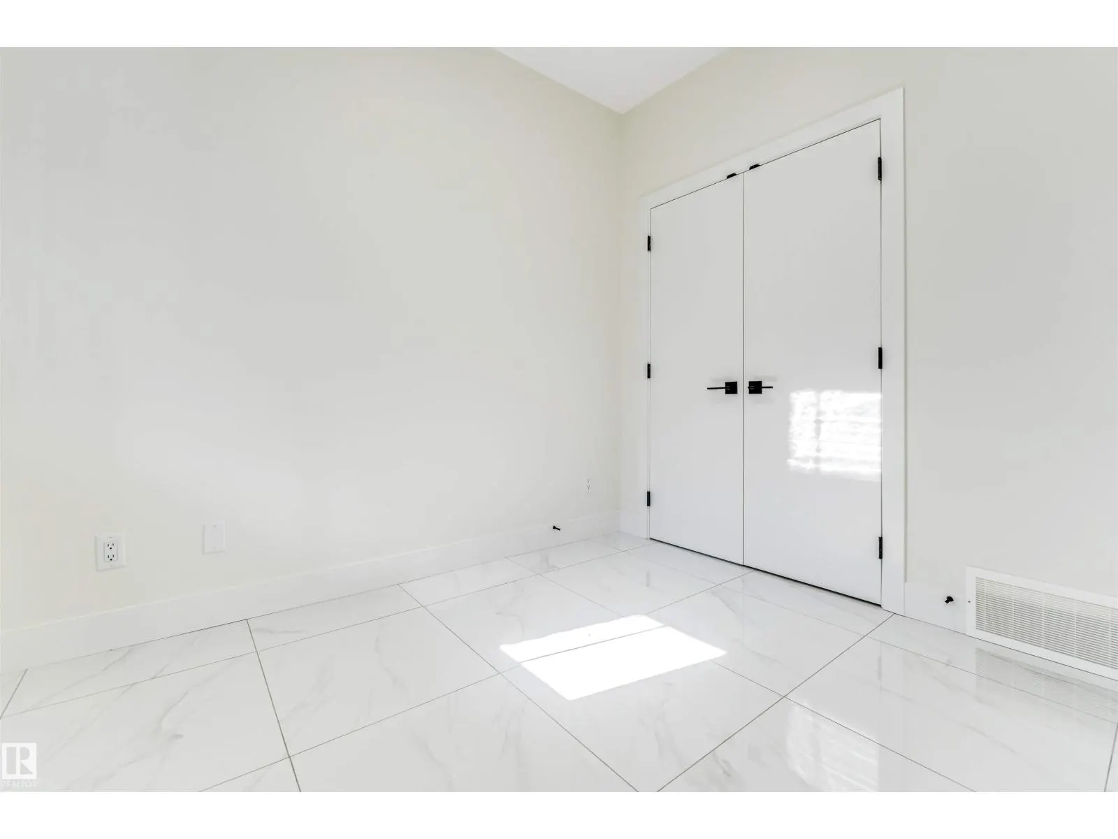 3239 PELERIN CR