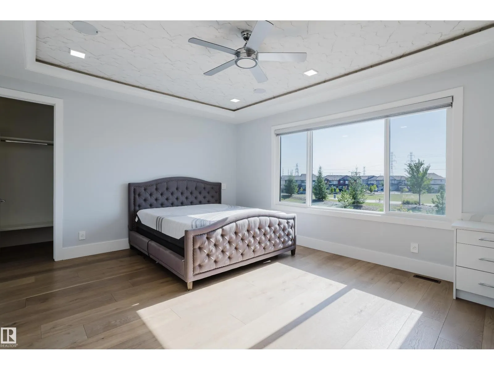 1440 25 ST NW
