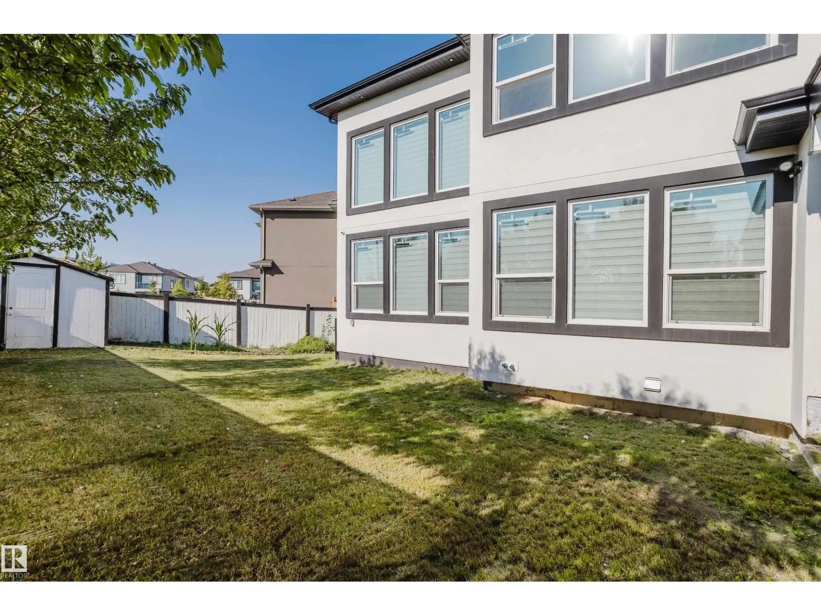 1440 25 ST NW