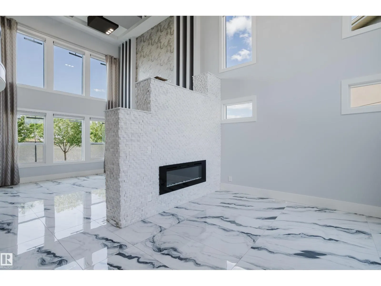 1440 25 ST NW