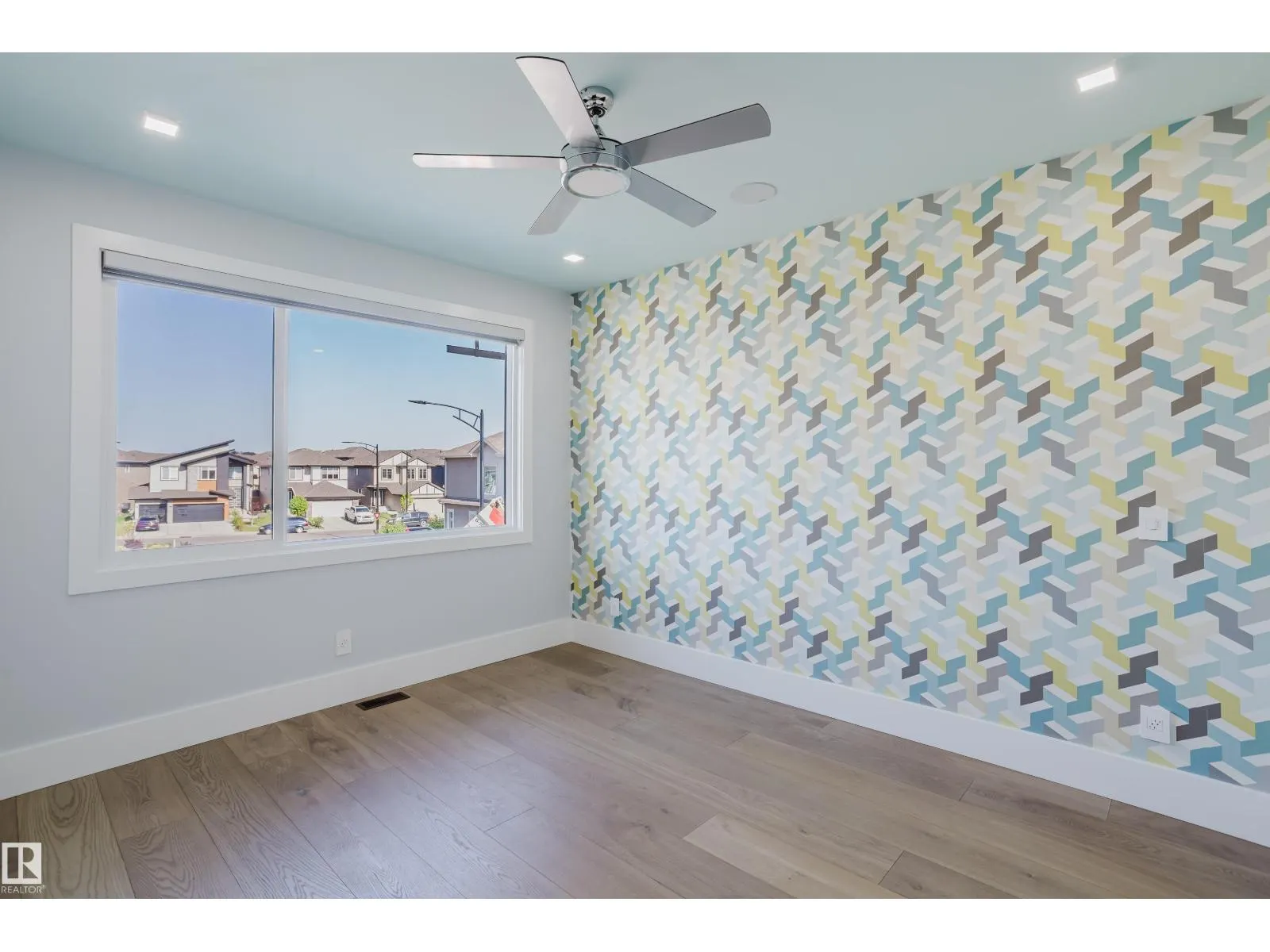 1440 25 ST NW