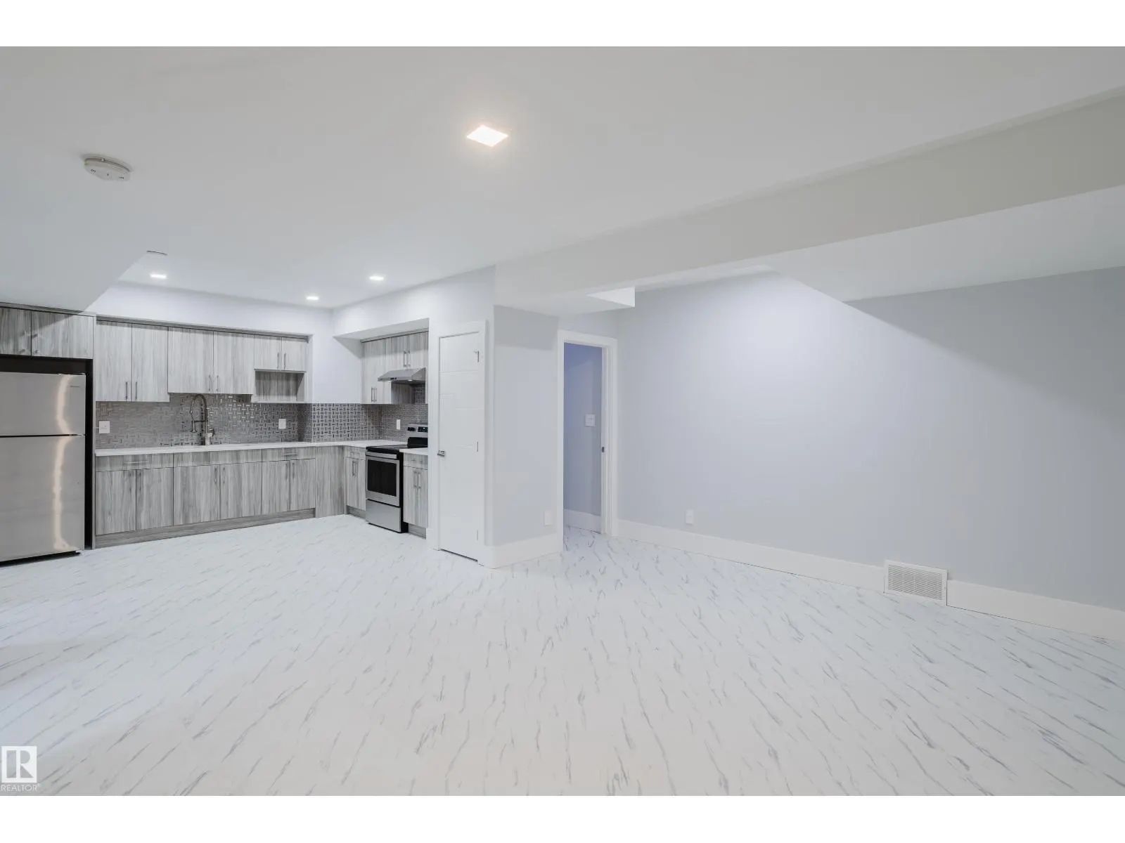1440 25 ST NW
