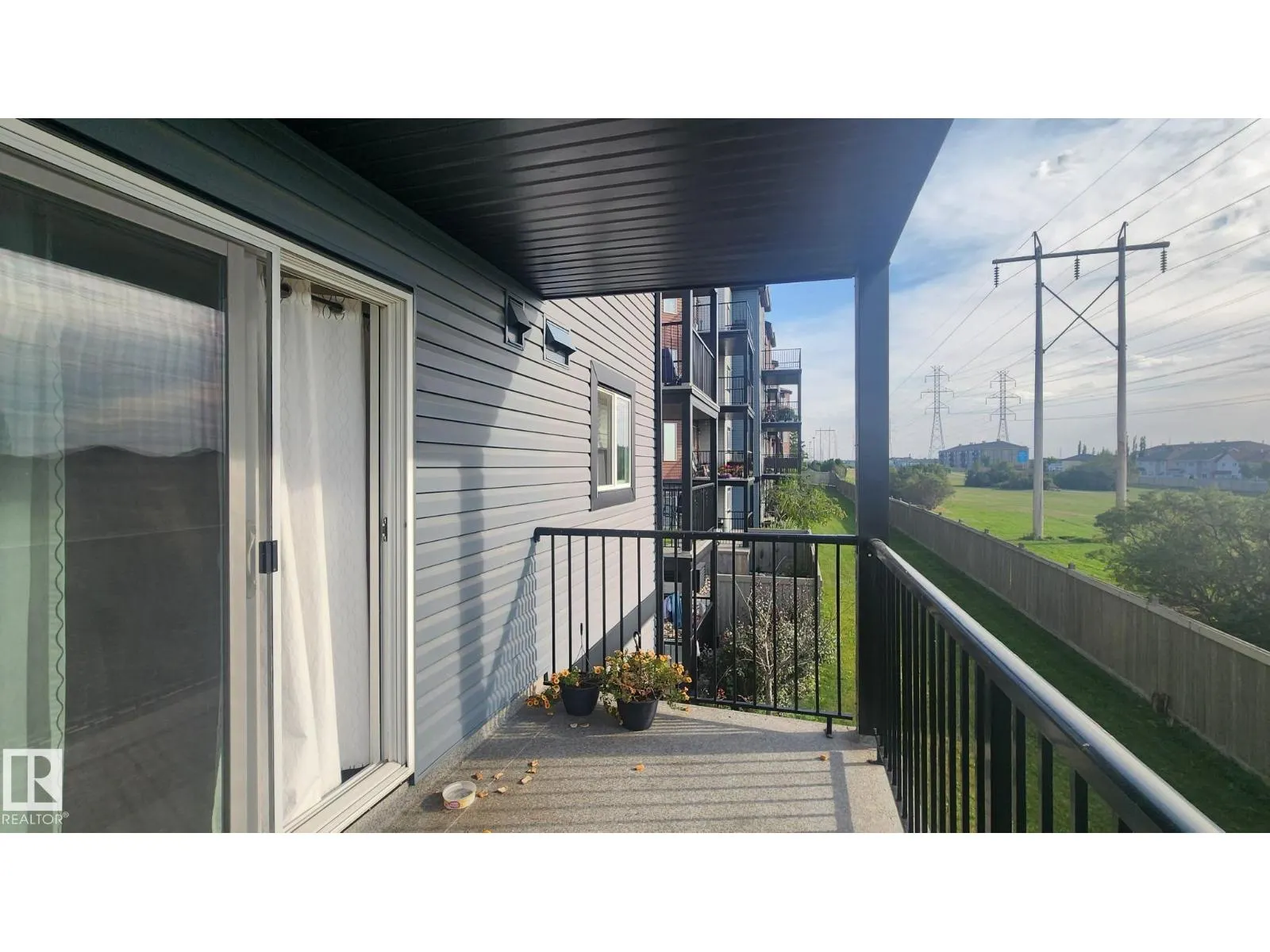 #213 400 SILVER BERRY RD NW