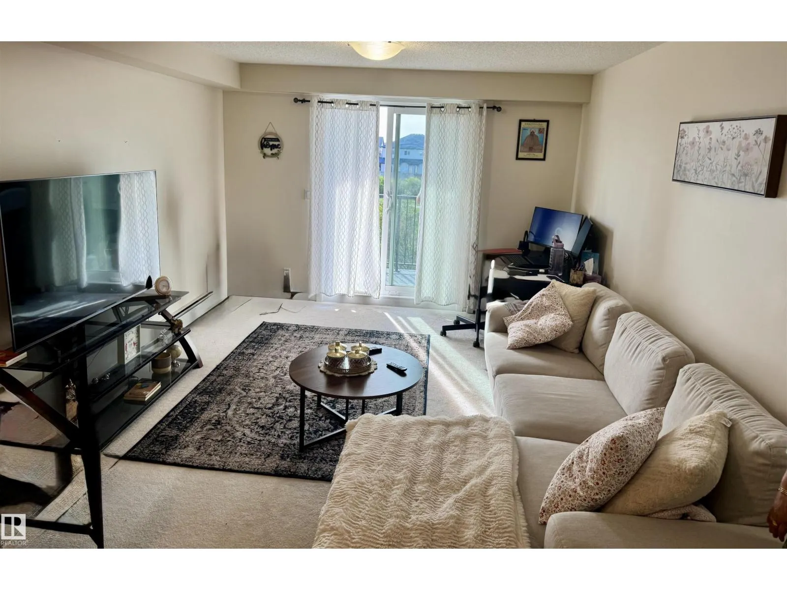 #213 400 SILVER BERRY RD NW