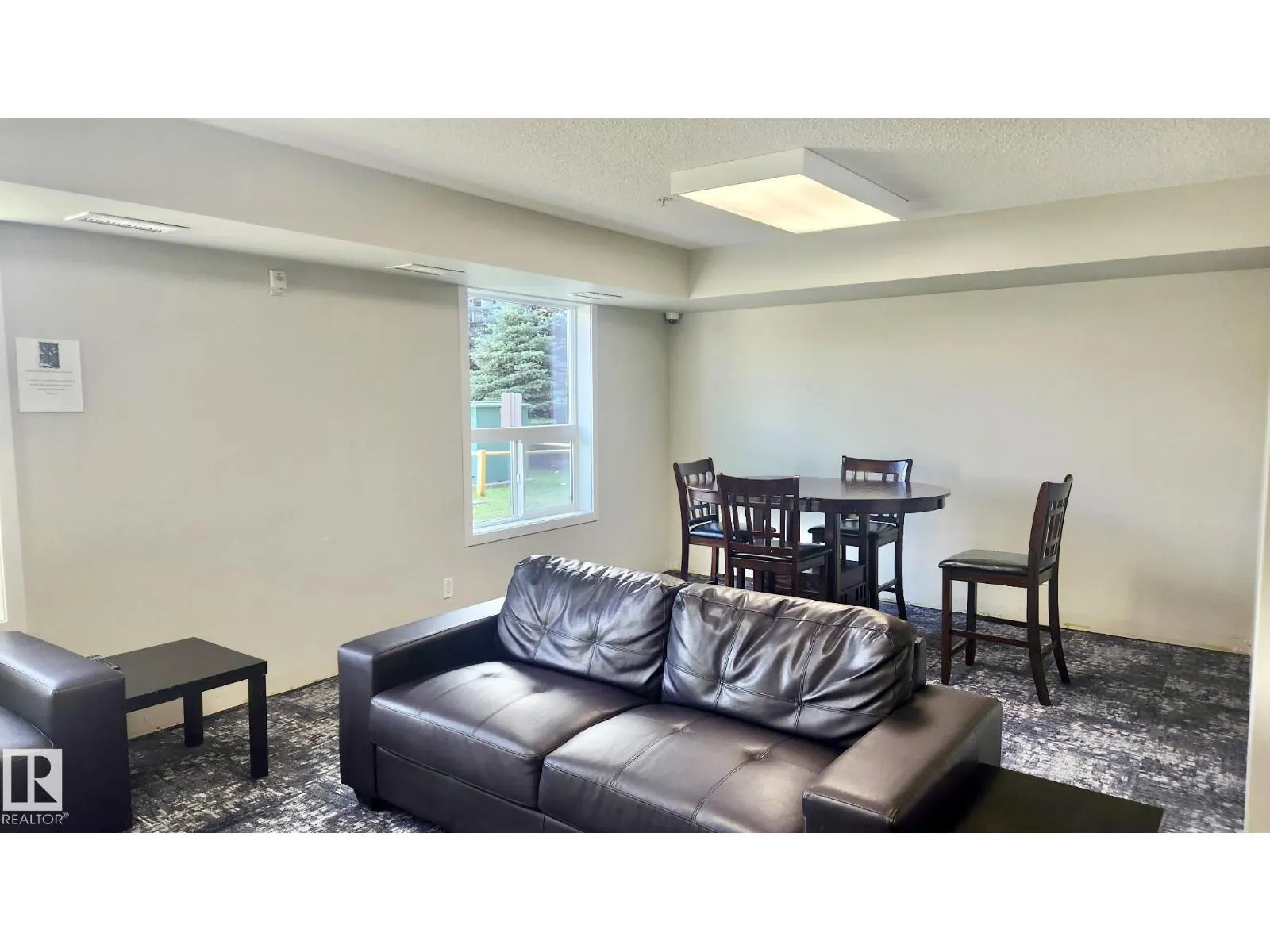 #213 400 SILVER BERRY RD NW