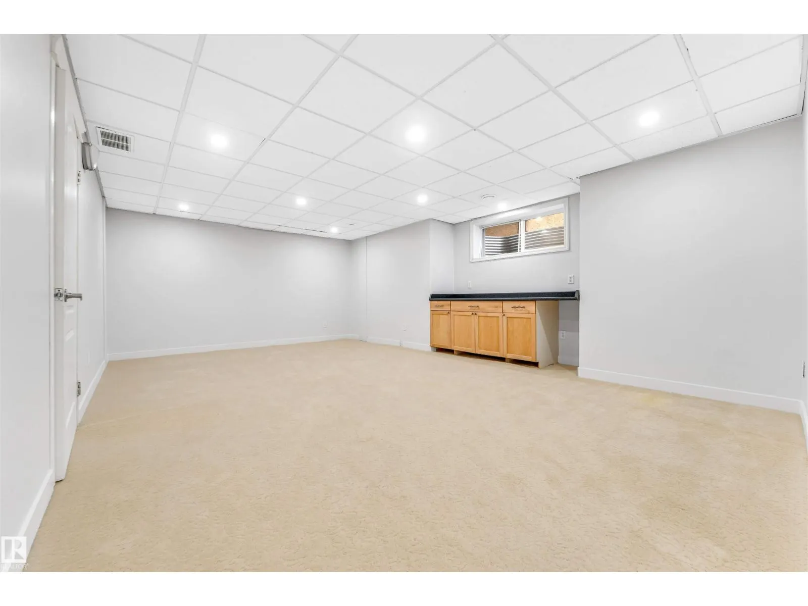 10621 175A AV NW