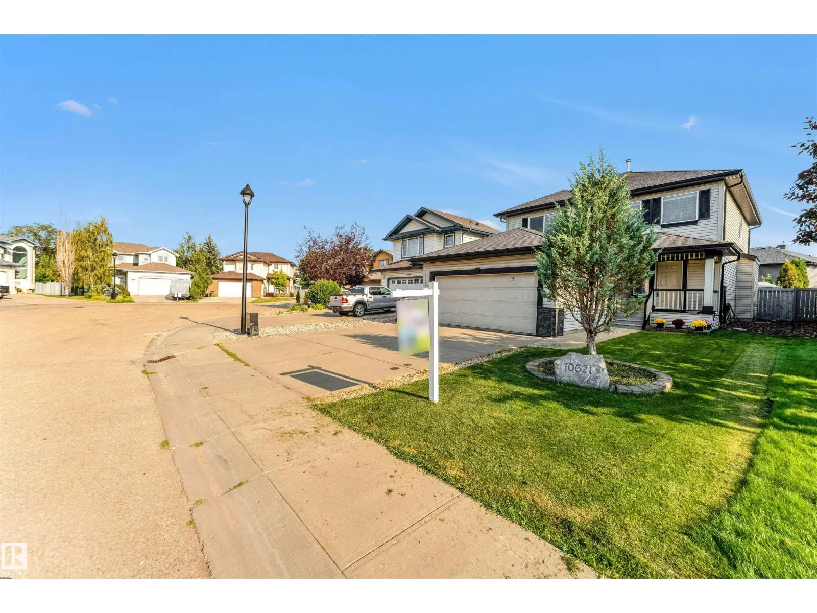 10621 175A AV NW