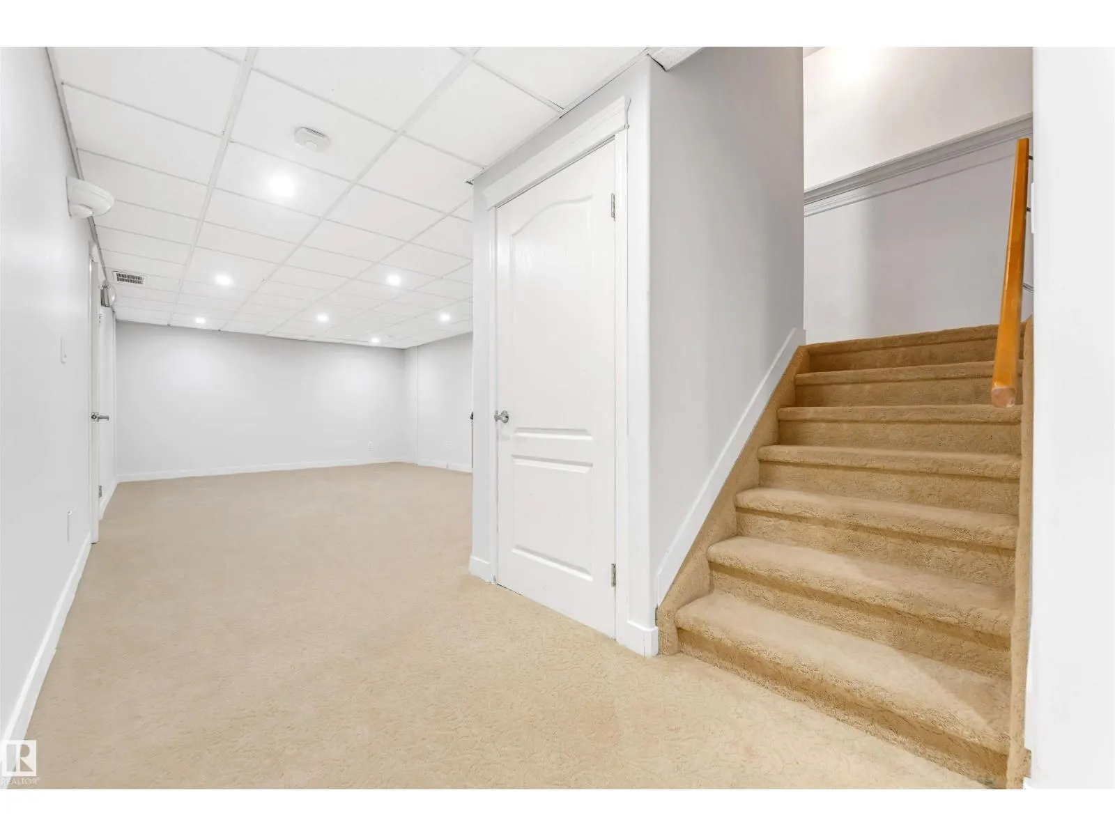 10621 175A AV NW