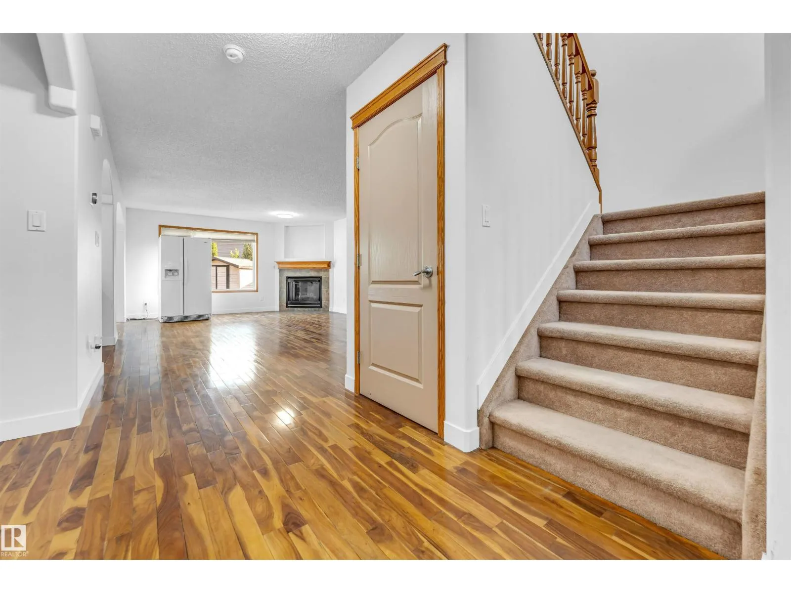 10621 175A AV NW