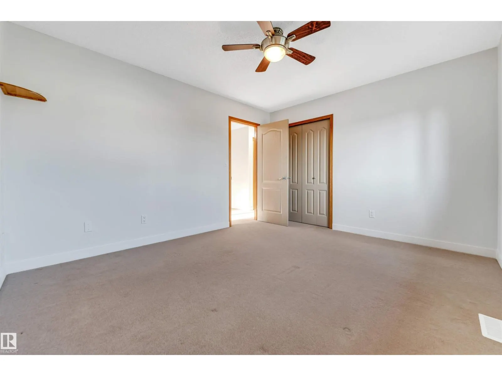 10621 175A AV NW
