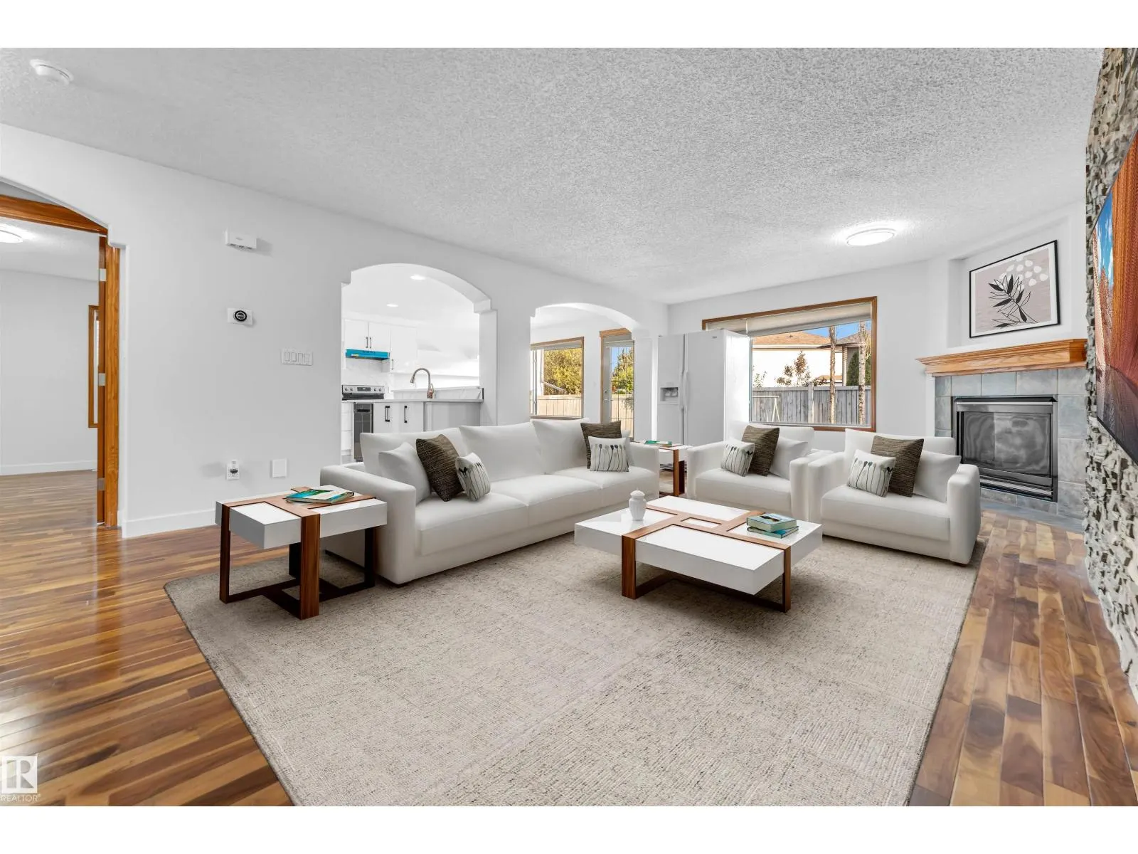 10621 175A AV NW