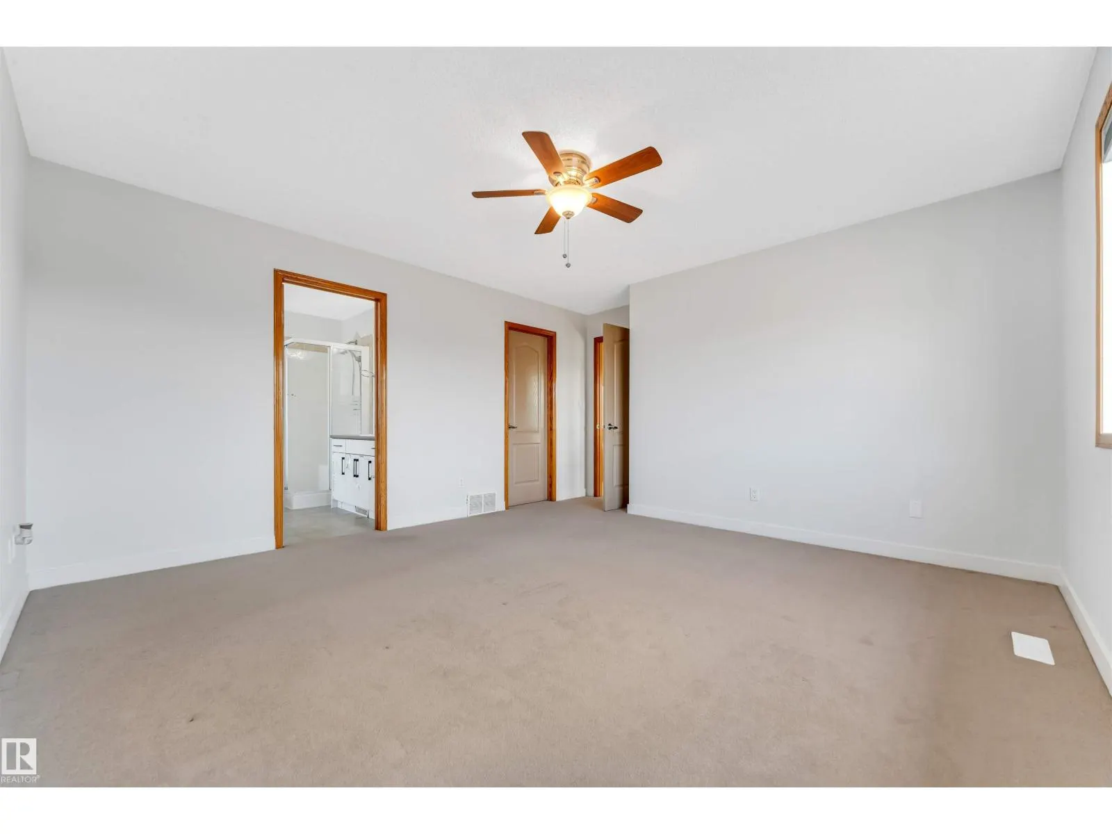 10621 175A AV NW