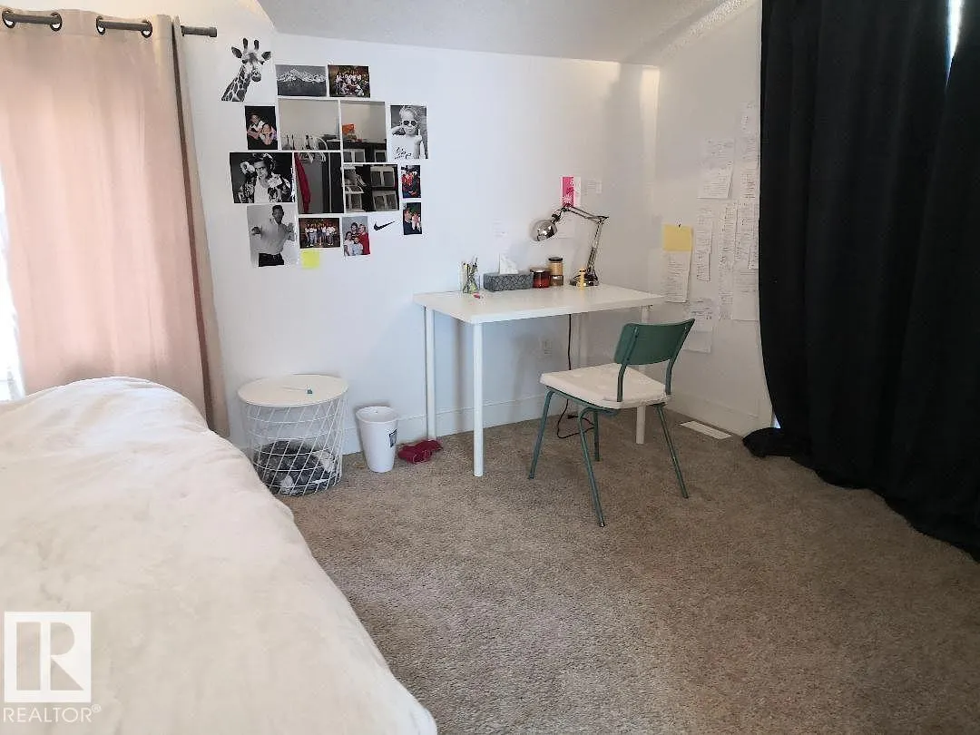 10922 81 AV NW NW
