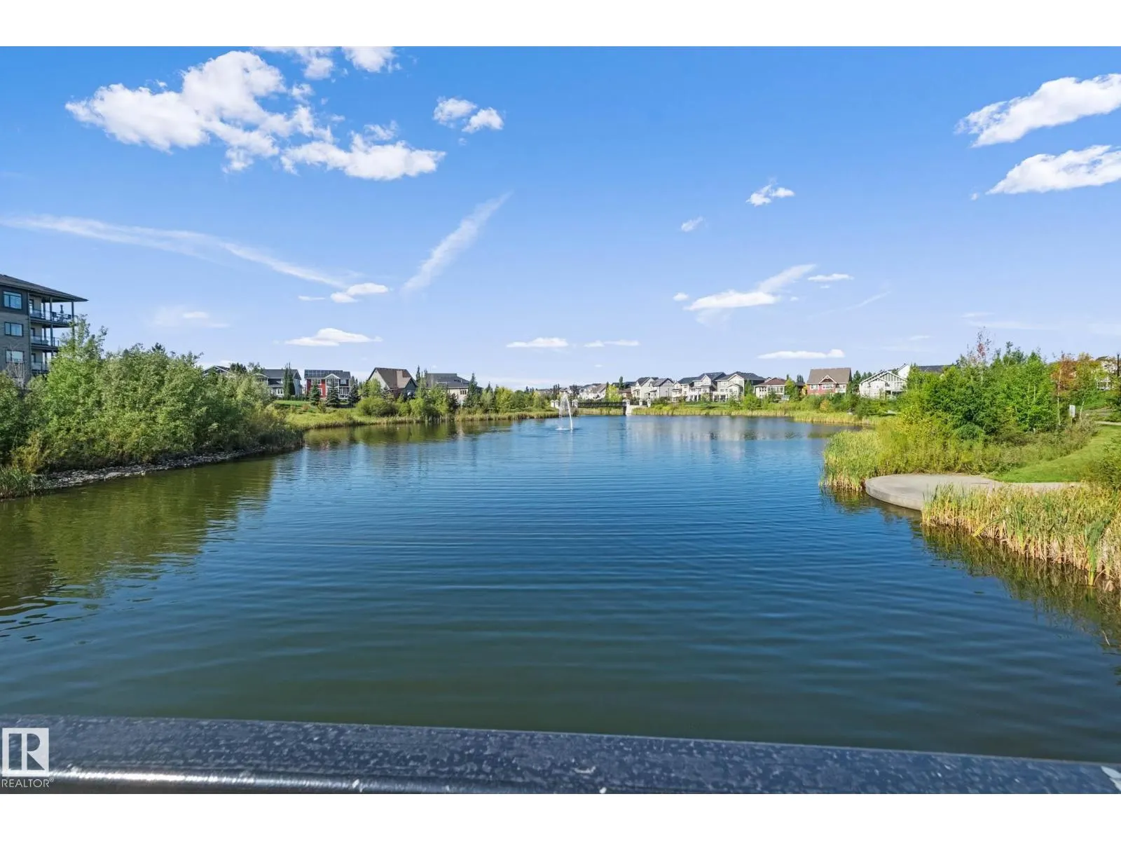 #420 524 GRIESBACH PARADE PR NW