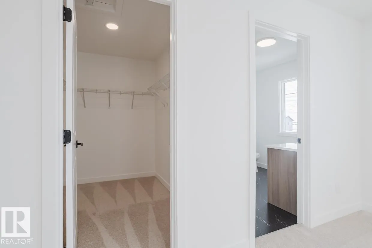 2837 65 ST SW