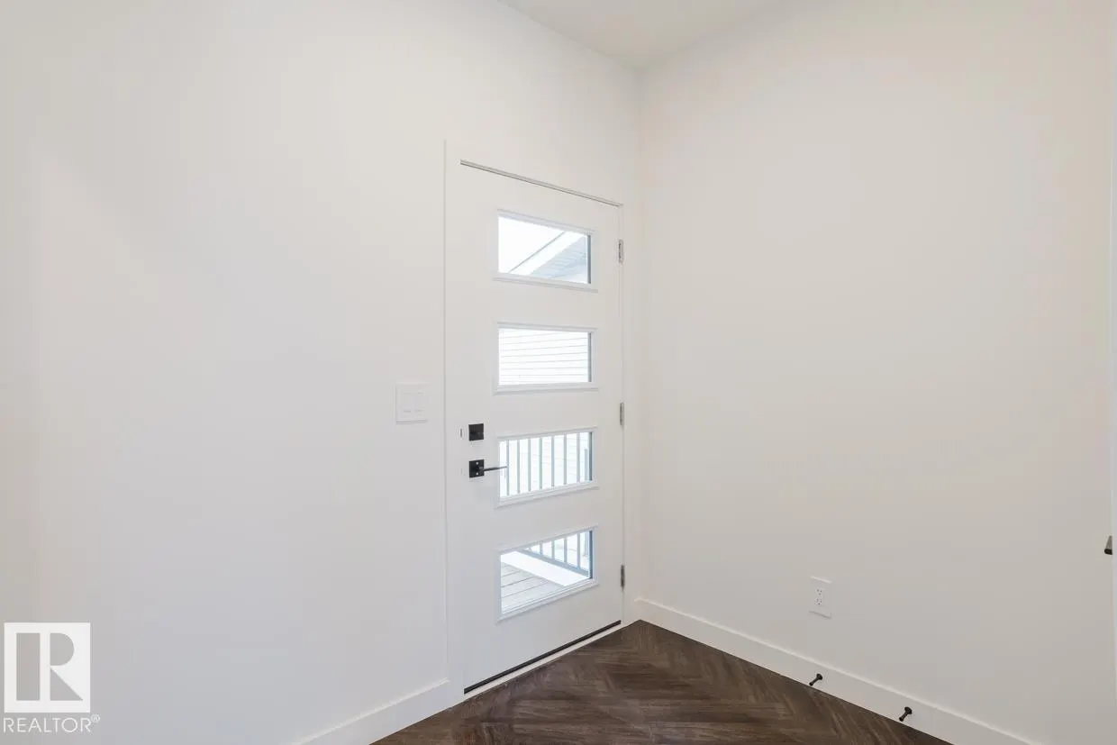 2837 65 ST SW