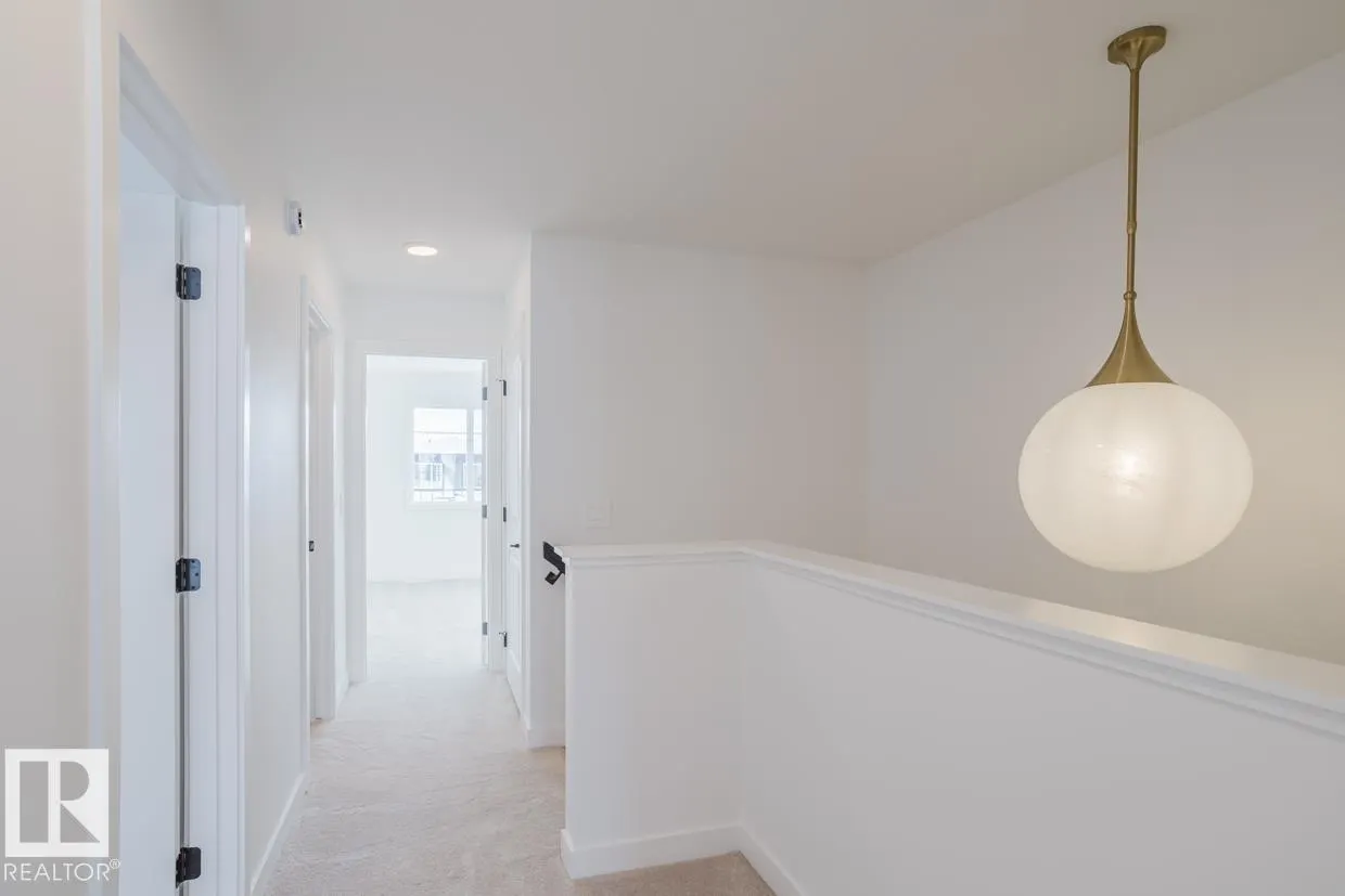 2837 65 ST SW