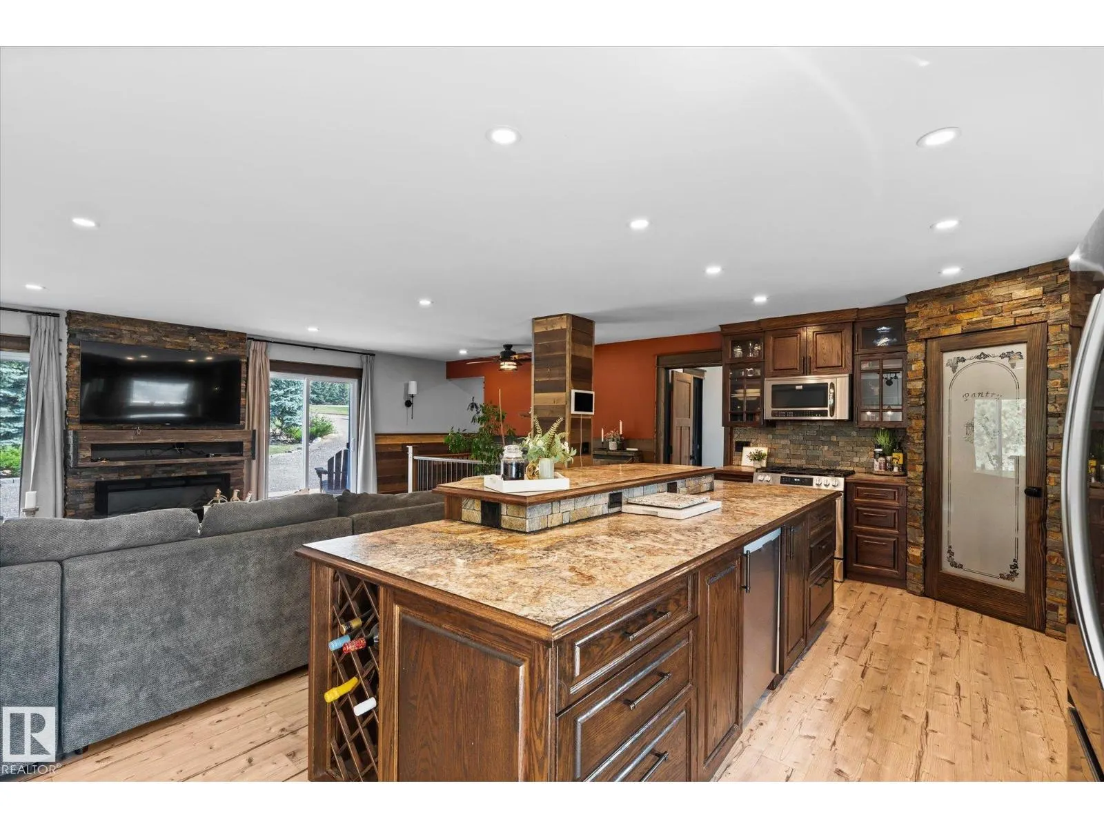 #12 53333 RGE ROAD 20
