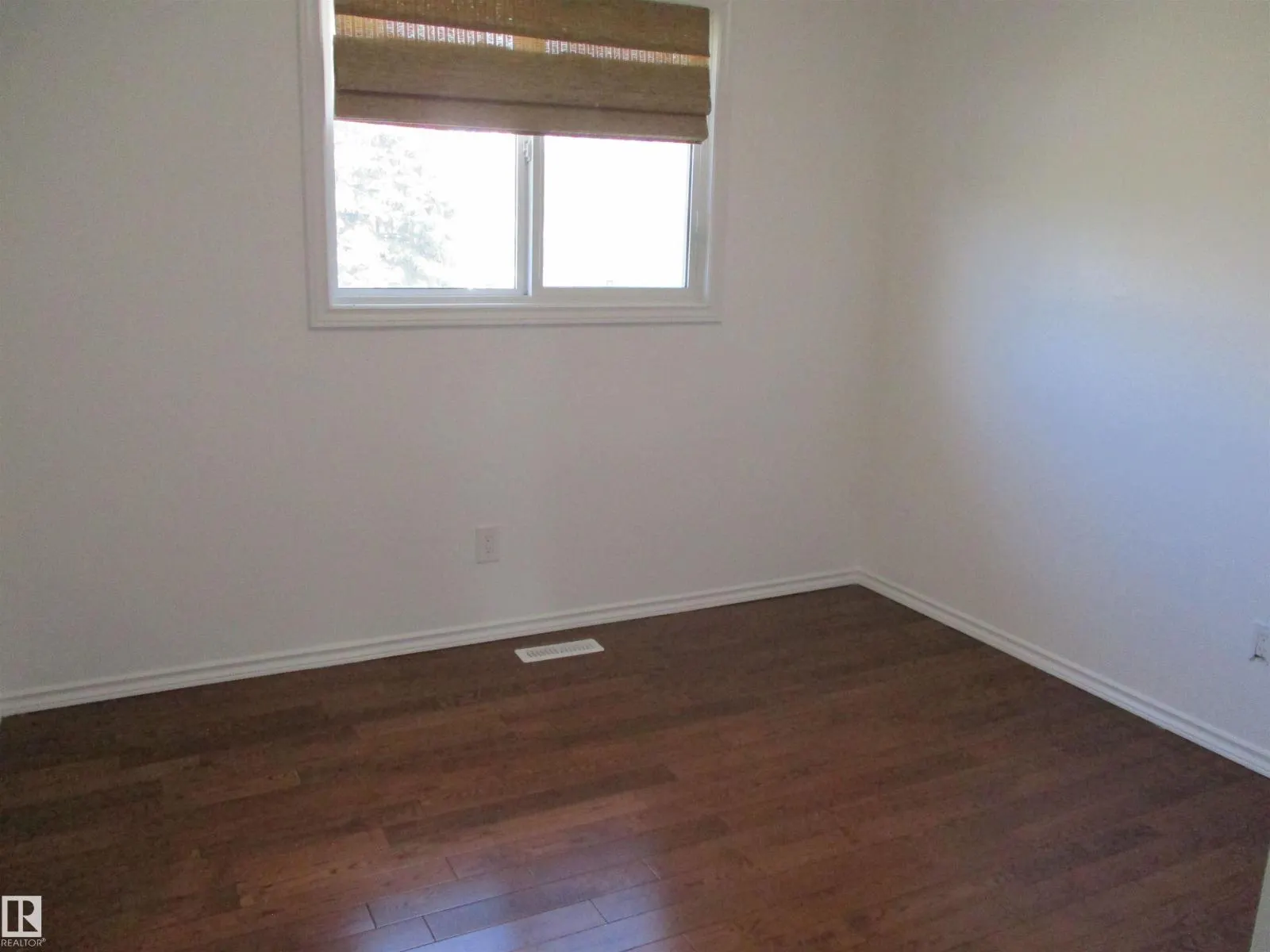 16520 115 ST NW