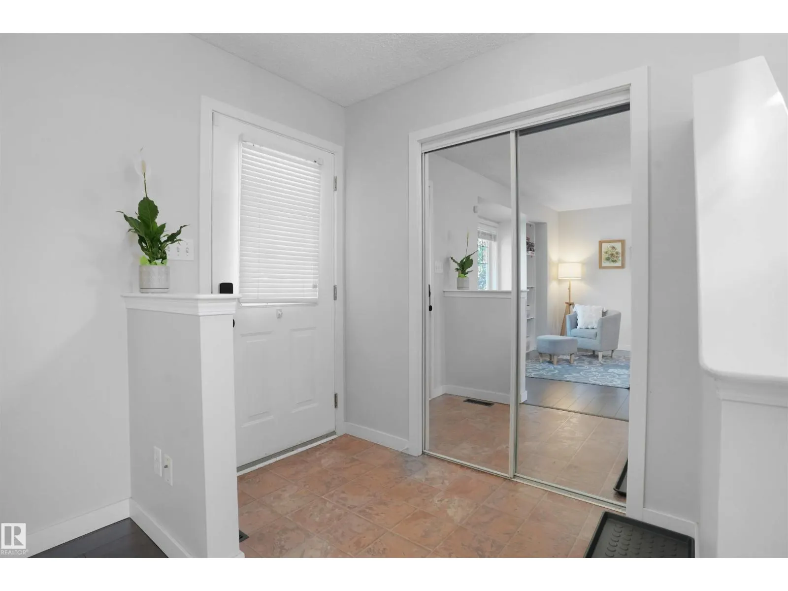 21353 87A AV NW