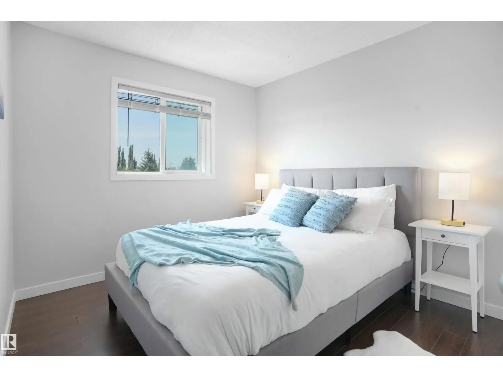 21353 87A AV NW