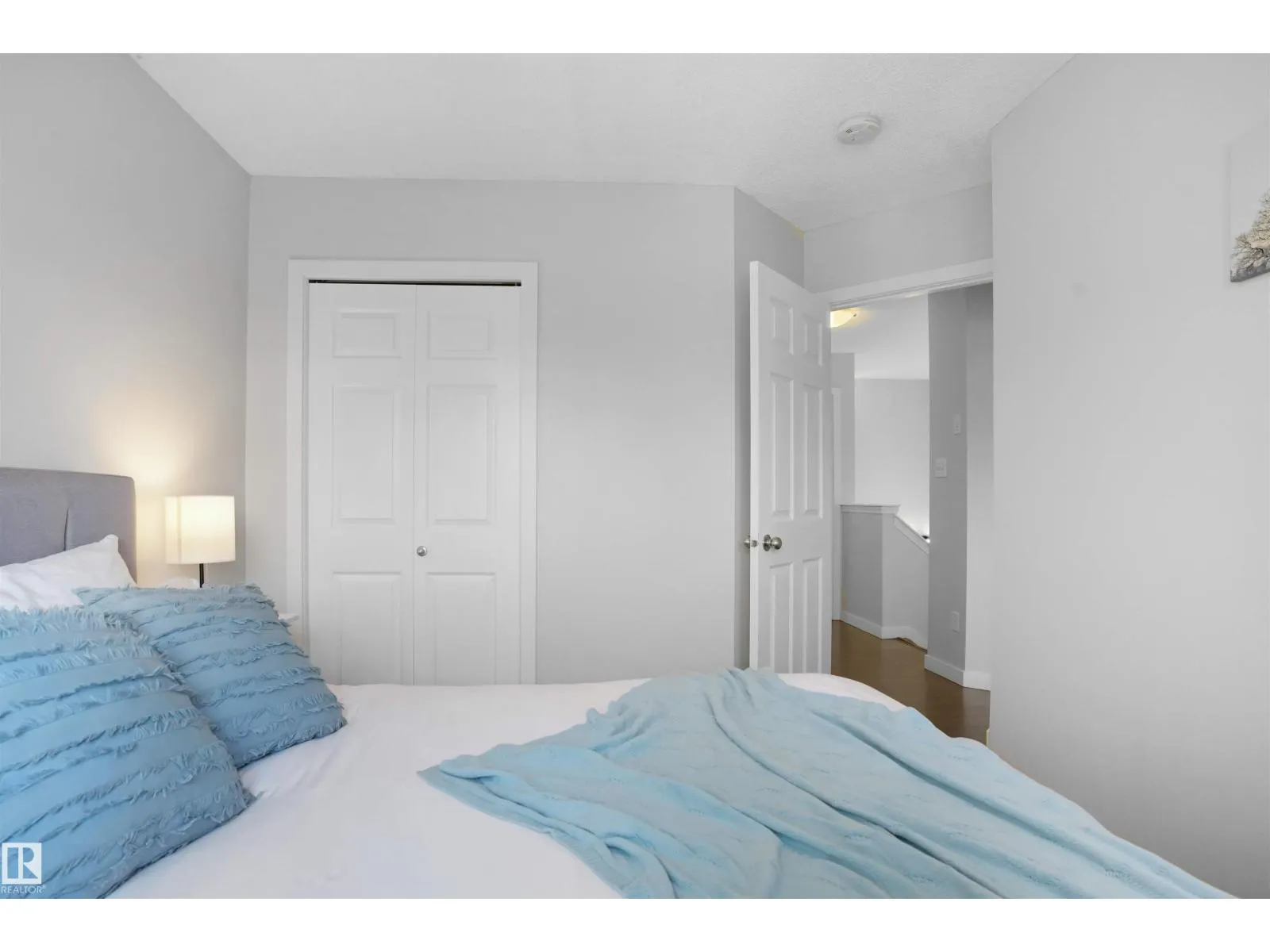 21353 87A AV NW