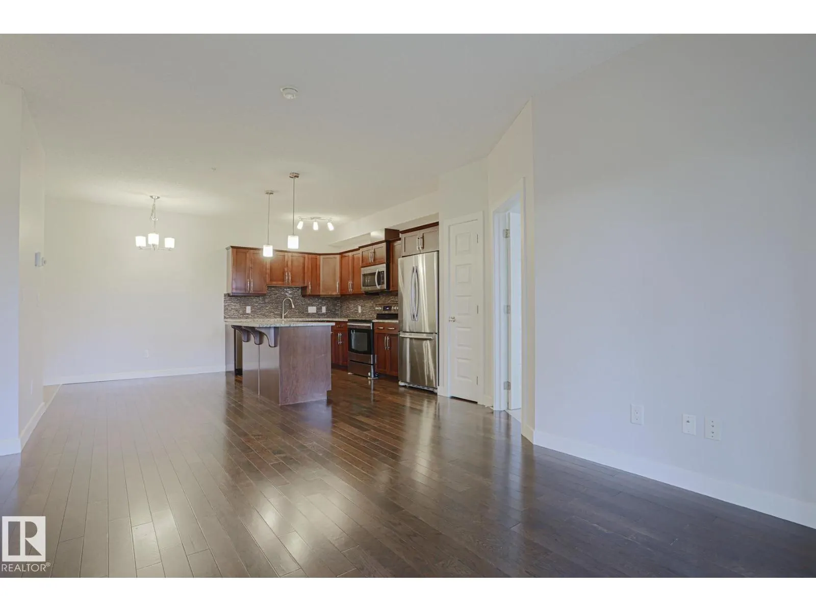 #205 10530 56 AV NW