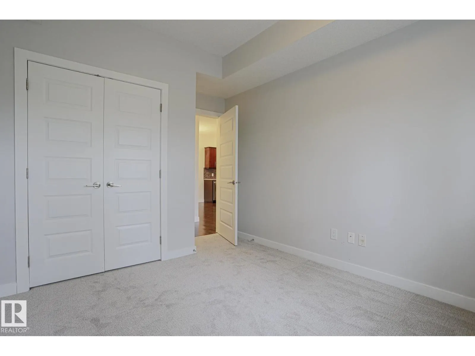 #205 10530 56 AV NW