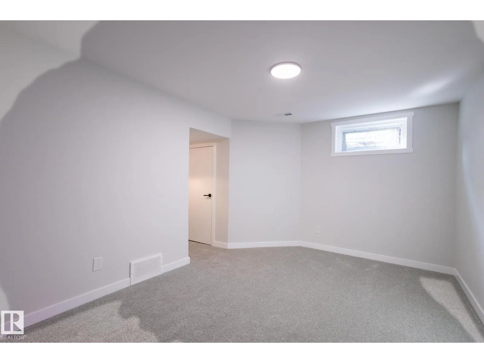 62 AMBERLY CO NW