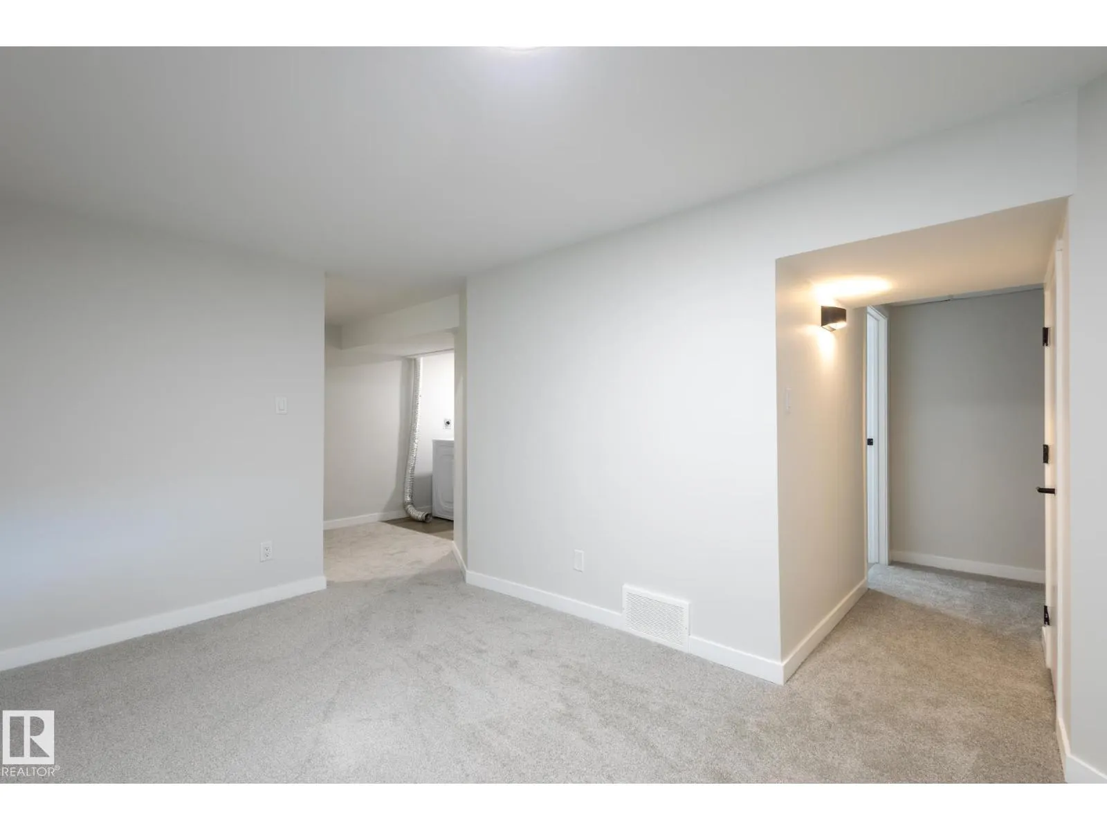 62 AMBERLY CO NW