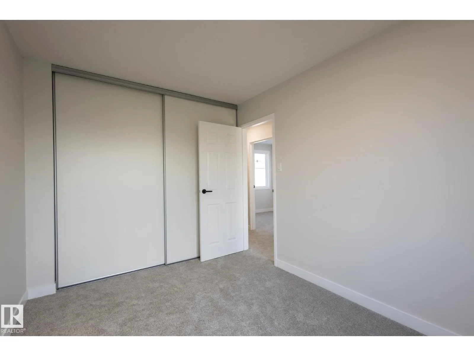 62 AMBERLY CO NW