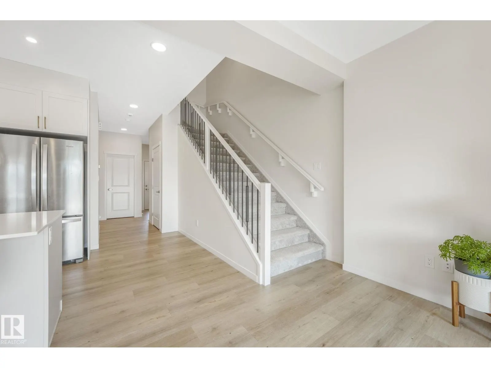 23 NETTLE CR