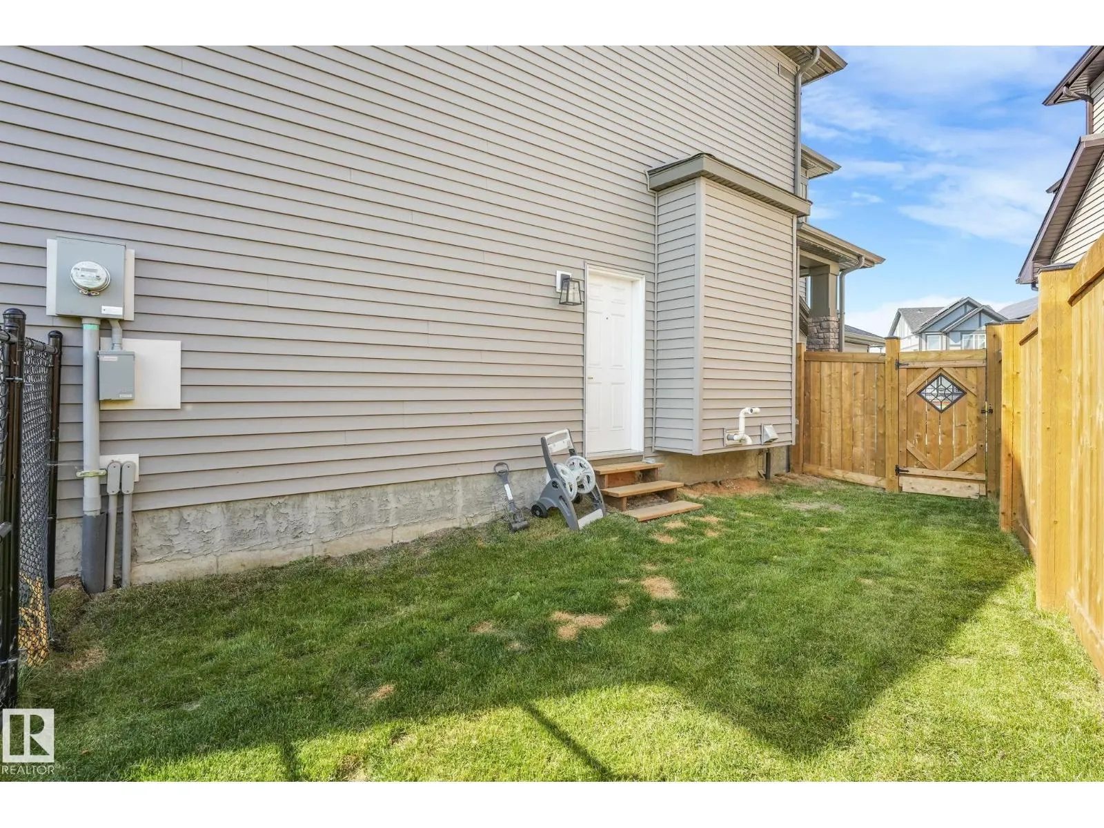 23 NETTLE CR