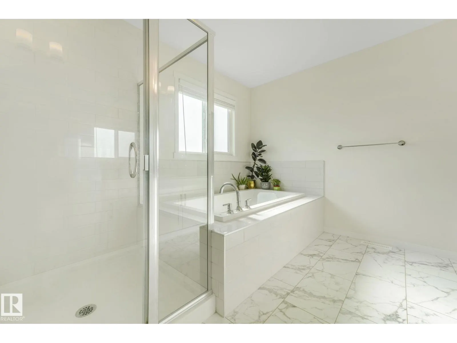 23 NETTLE CR