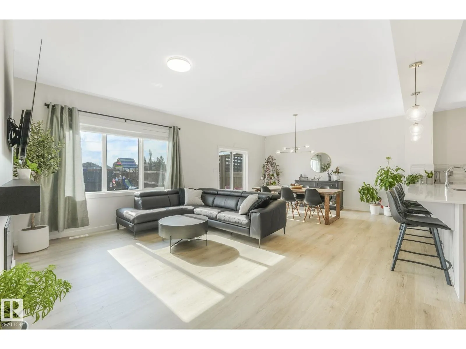 23 NETTLE CR