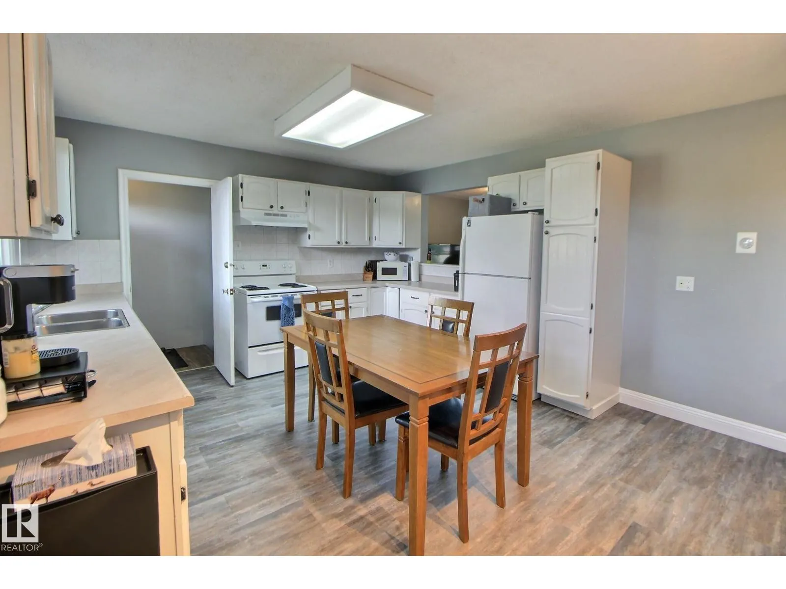 13208 SHERBROOKE AV NW