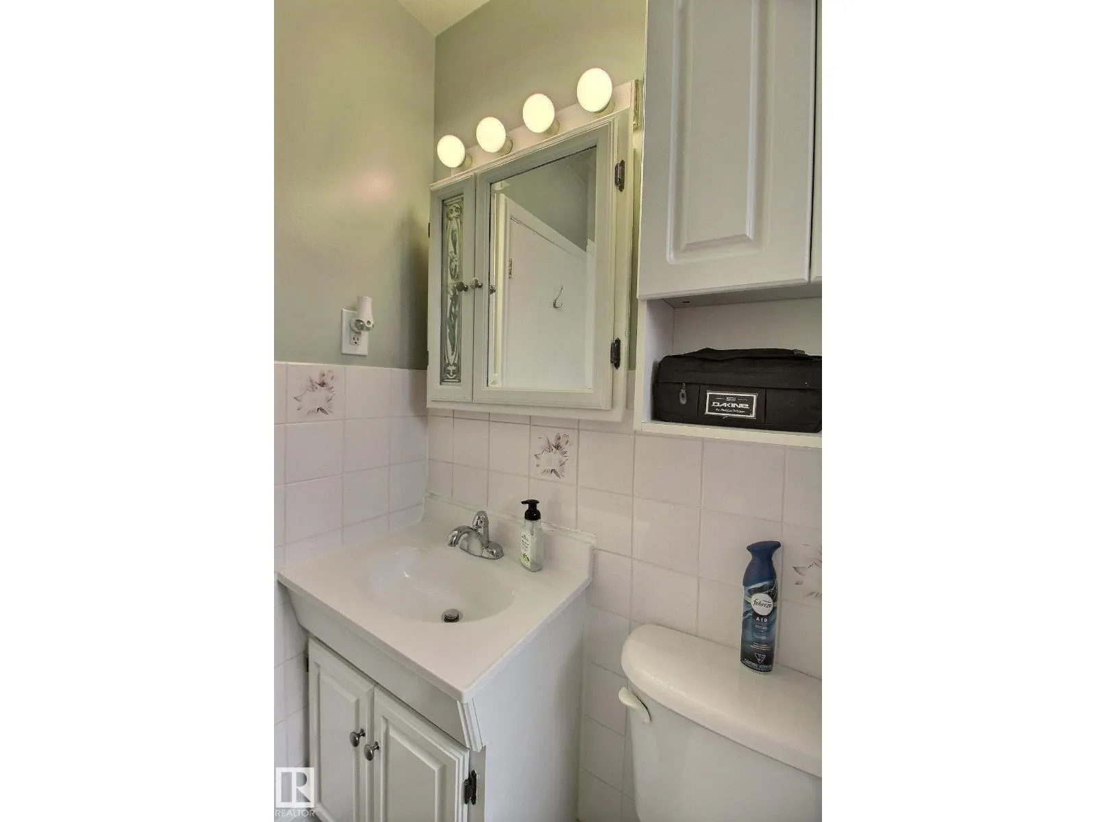 13208 SHERBROOKE AV NW