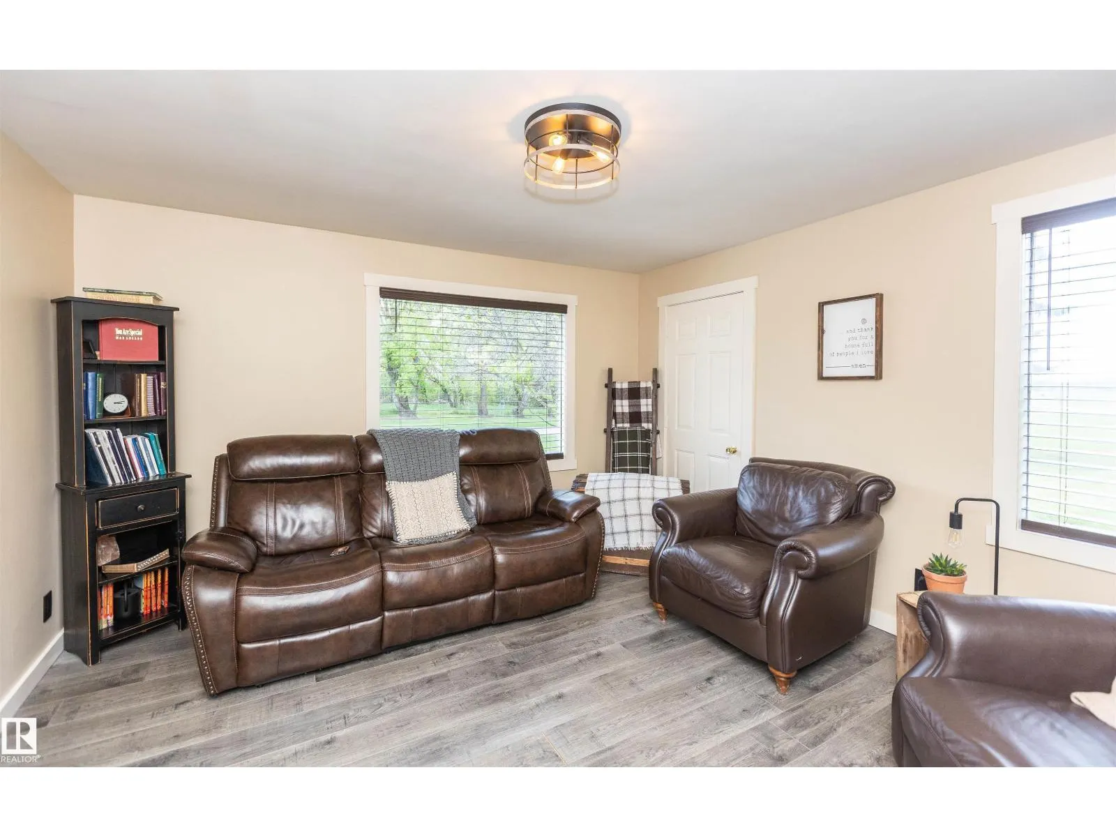 1017 Twp Rd 602