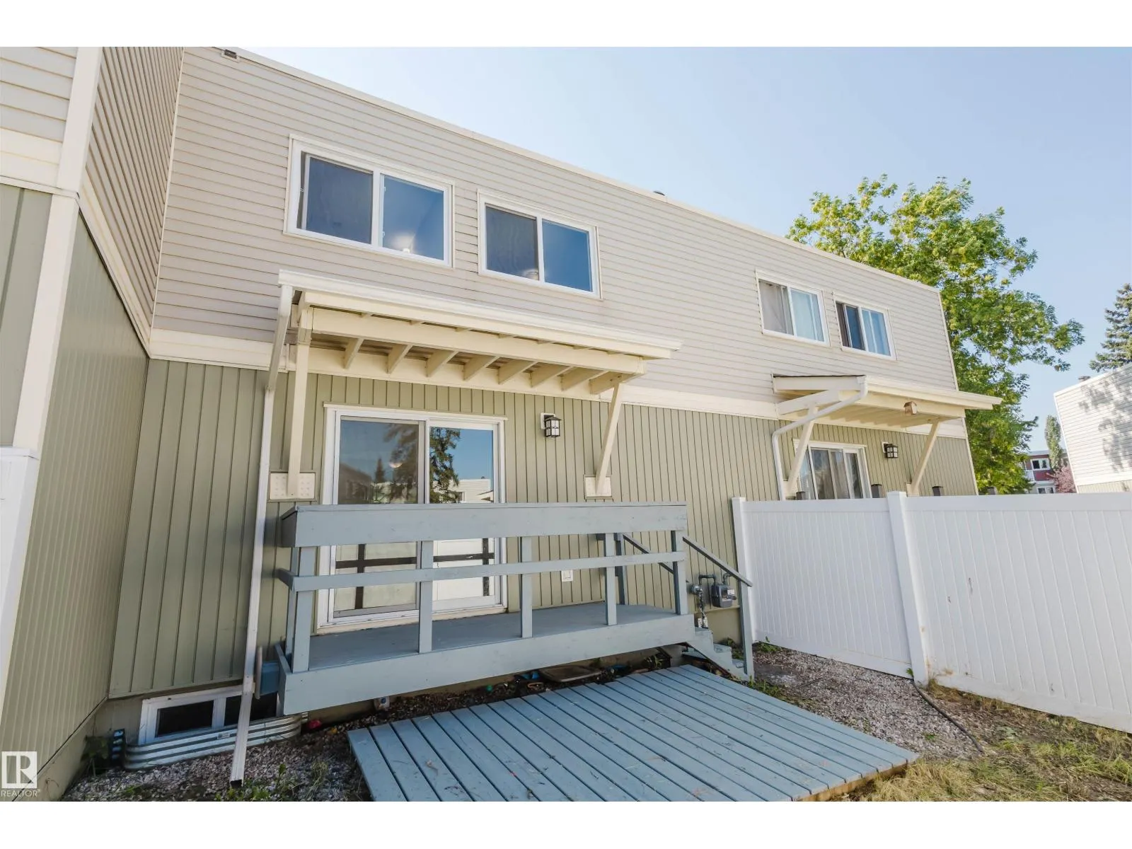 18160 81 AV NW