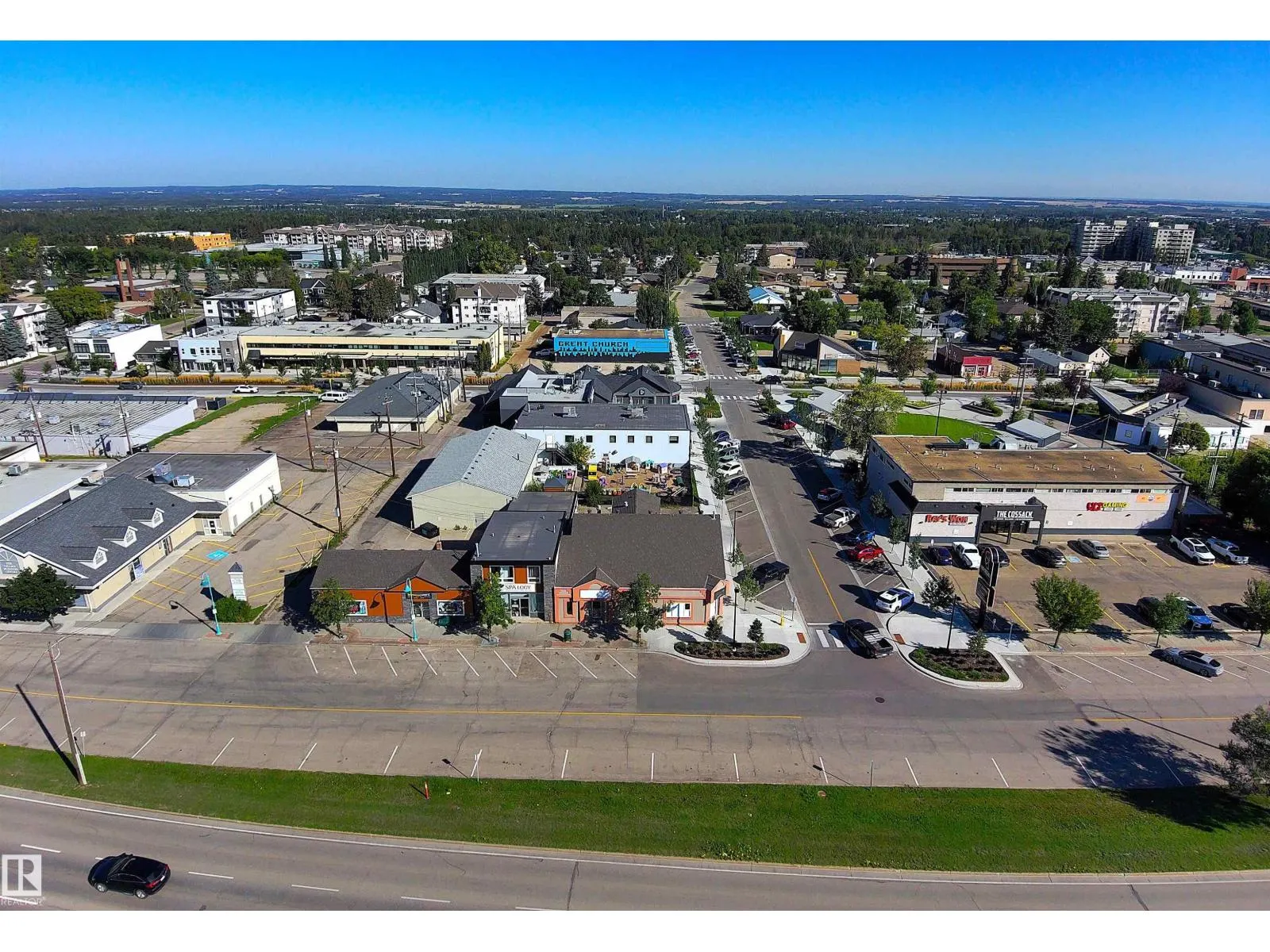 101 MAIN ST