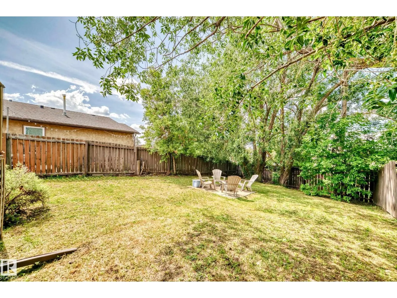 4 FRANKLIN PL