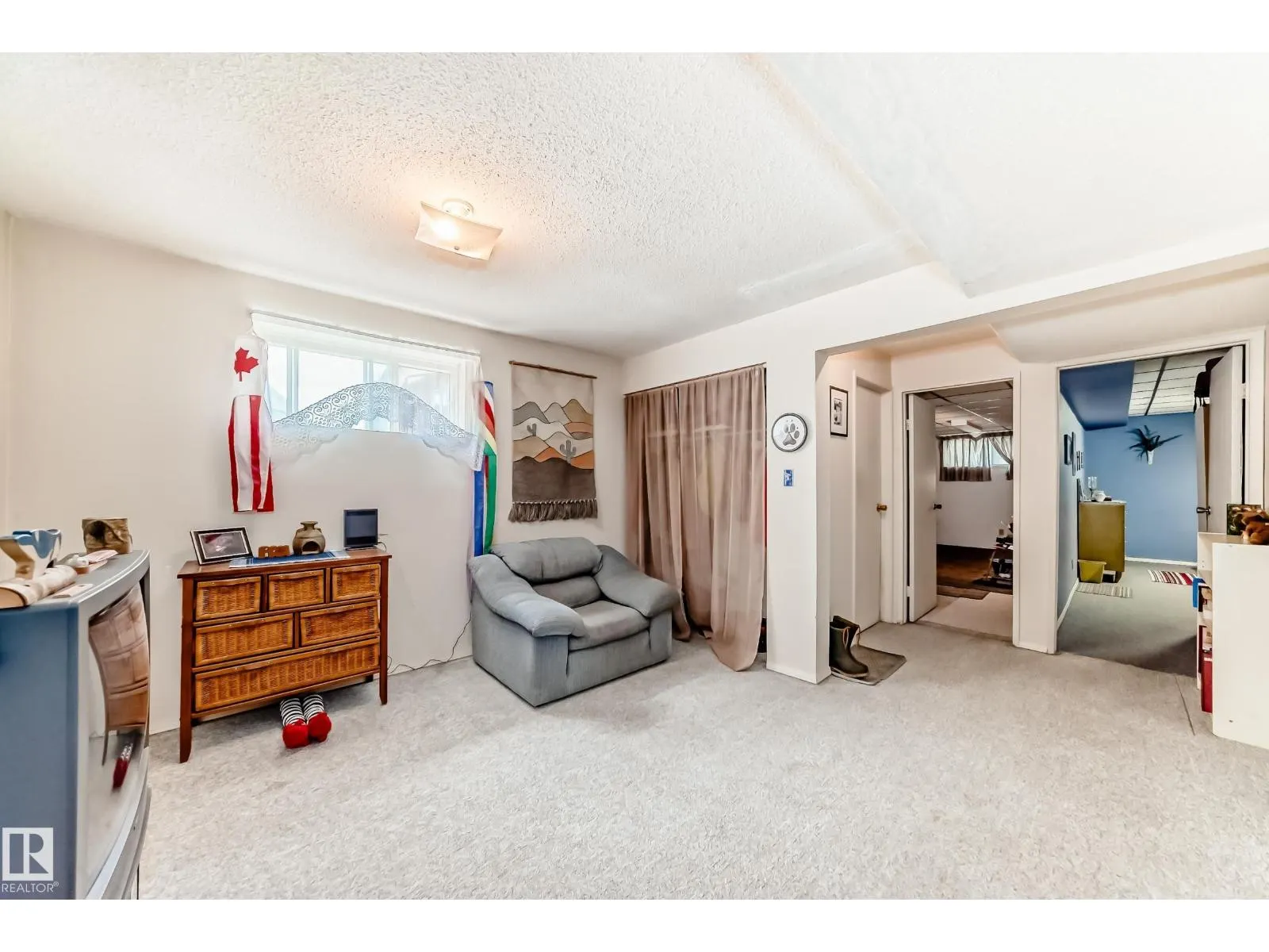 4 FRANKLIN PL