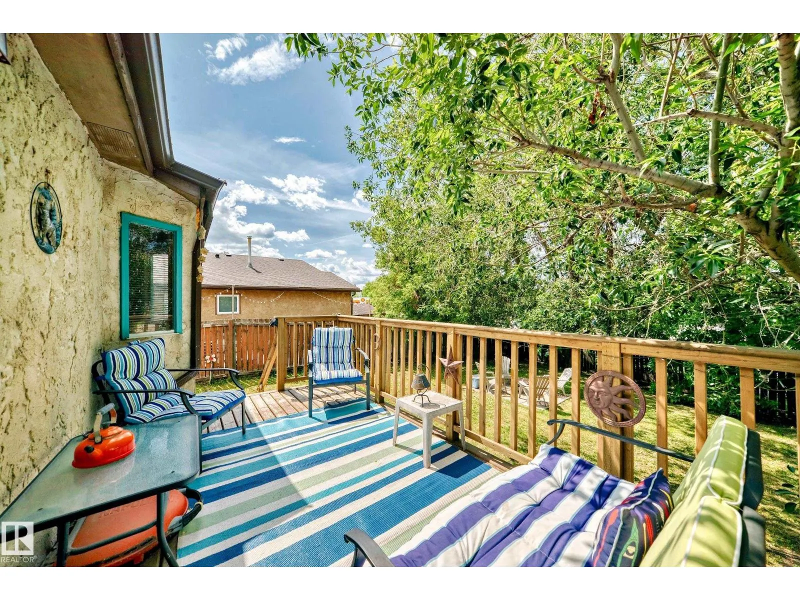 4 FRANKLIN PL